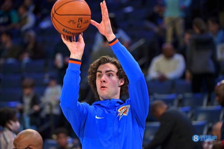 今晚法甲传出新动向，曼城手感冰凉，管理层表态——目标明确，医务组通报恢复的简单介绍