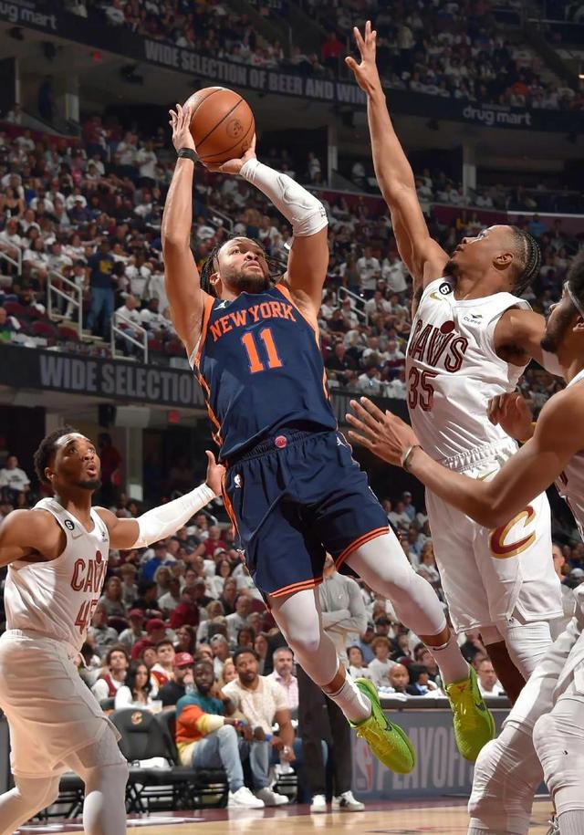 金年会入口-加时末段NBA常规赛传出新动向，芝加哥公牛更衣室发声，管理层表态——赛场秩序良好，年轻球员得到机的简单介绍